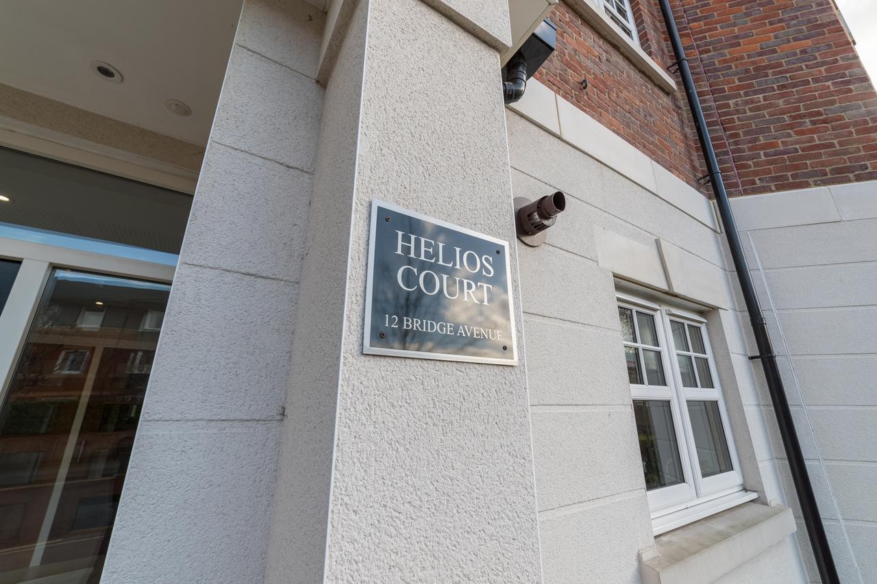 Helios Court Penthouse Serviced Apartment By Ferndale Maidenhead Eksteriør billede
