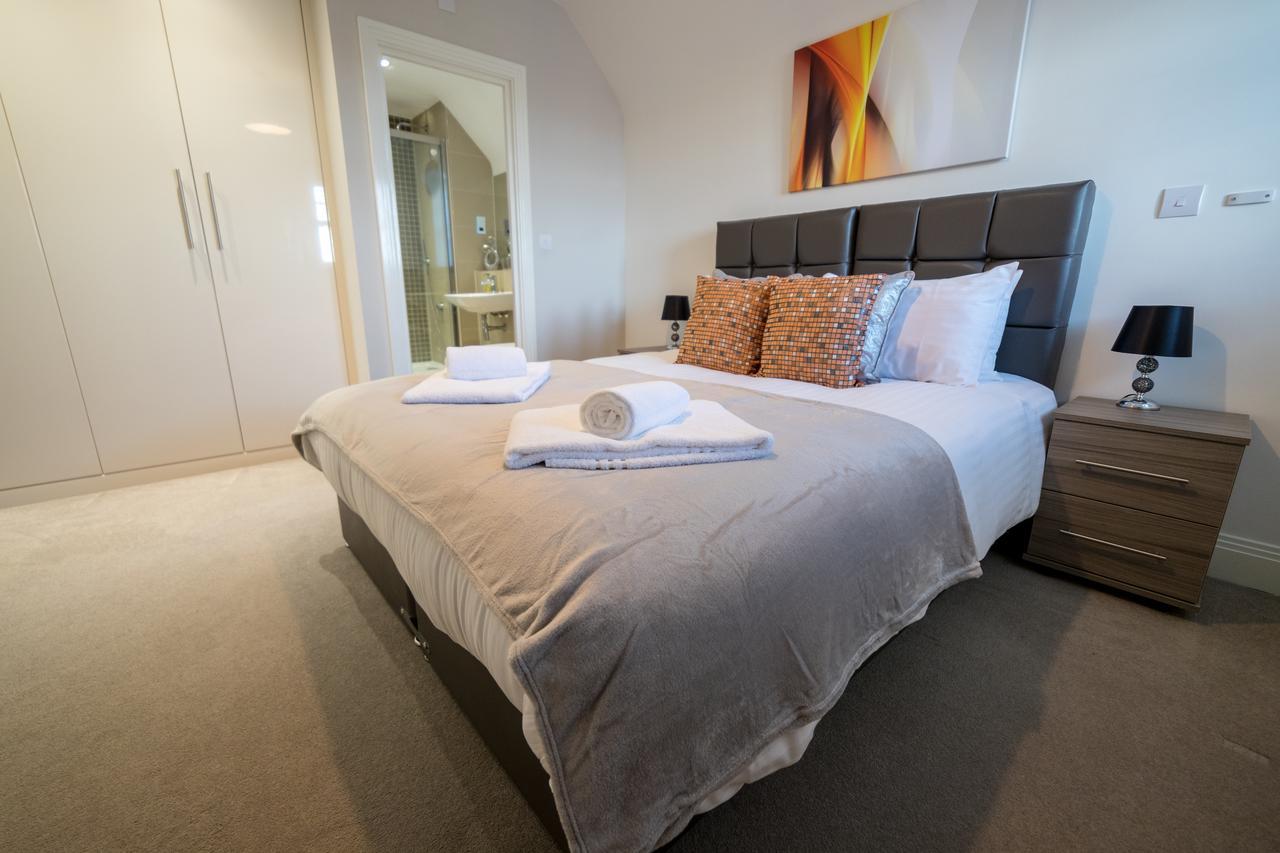 Helios Court Penthouse Serviced Apartment By Ferndale Maidenhead Eksteriør billede
