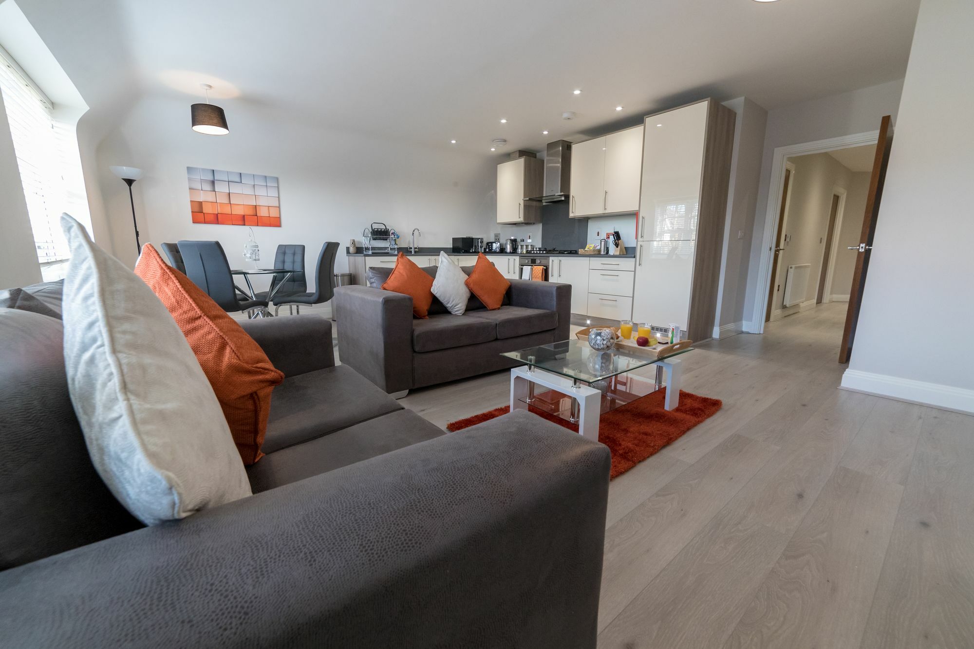 Helios Court Penthouse Serviced Apartment By Ferndale Maidenhead Eksteriør billede