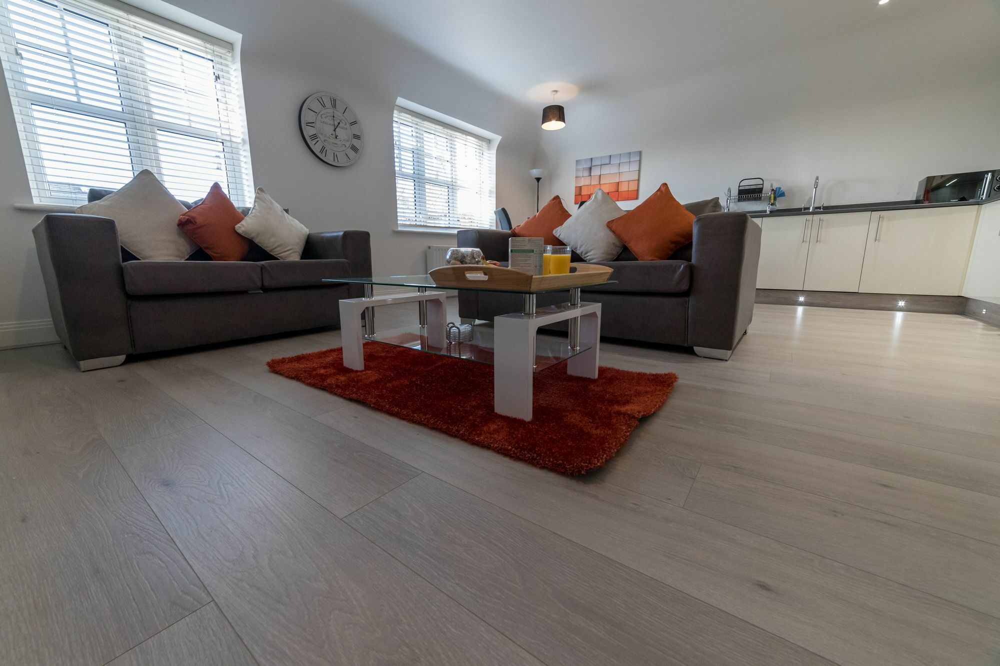 Helios Court Penthouse Serviced Apartment By Ferndale Maidenhead Eksteriør billede