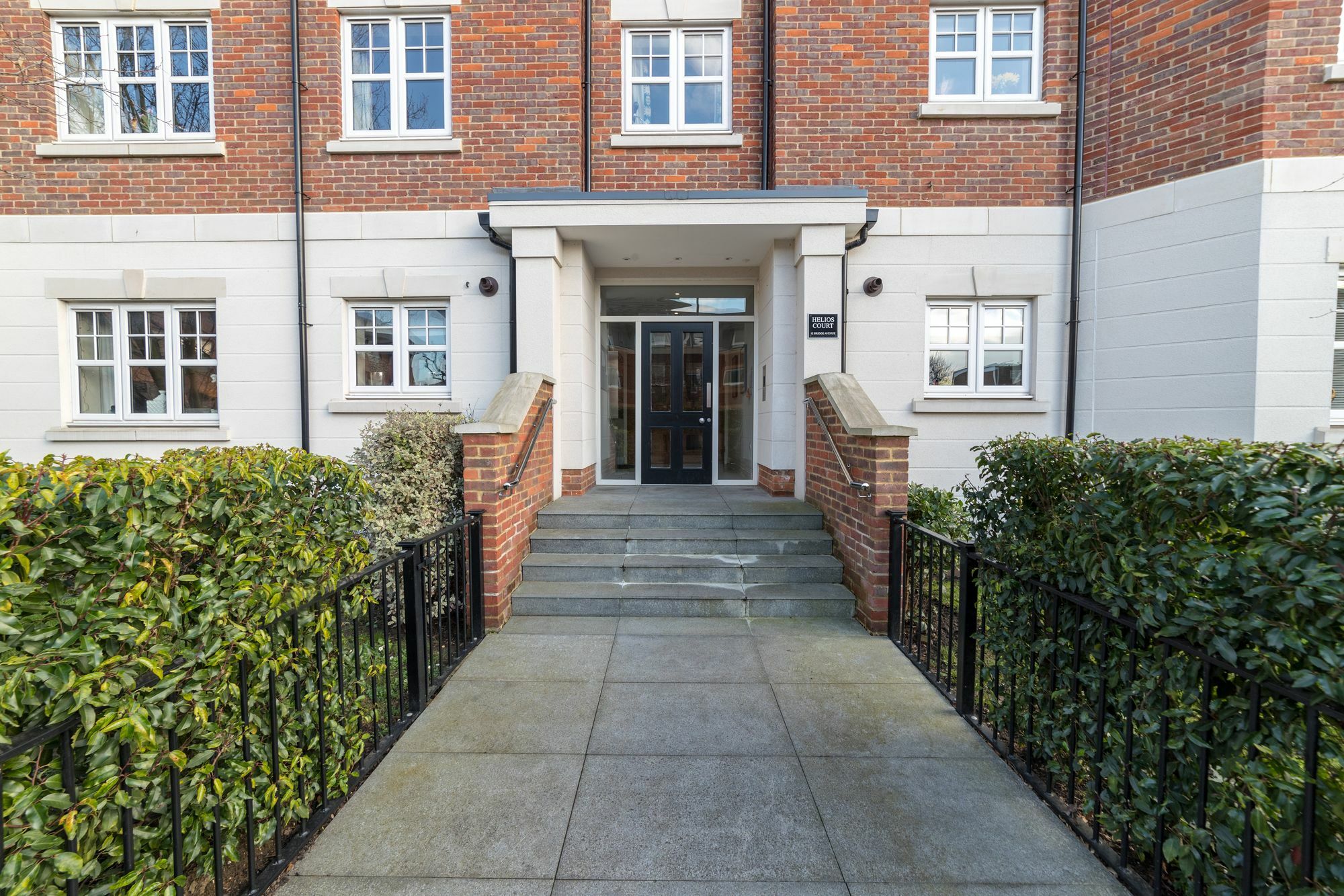 Helios Court Penthouse Serviced Apartment By Ferndale Maidenhead Eksteriør billede